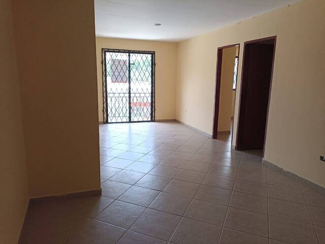 #1383 - Apartamento para Alquiler en Montería - COR - 2