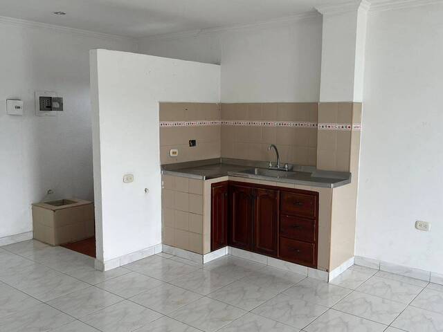 #1572 - Apartamento para Alquiler en Montería - COR - 3