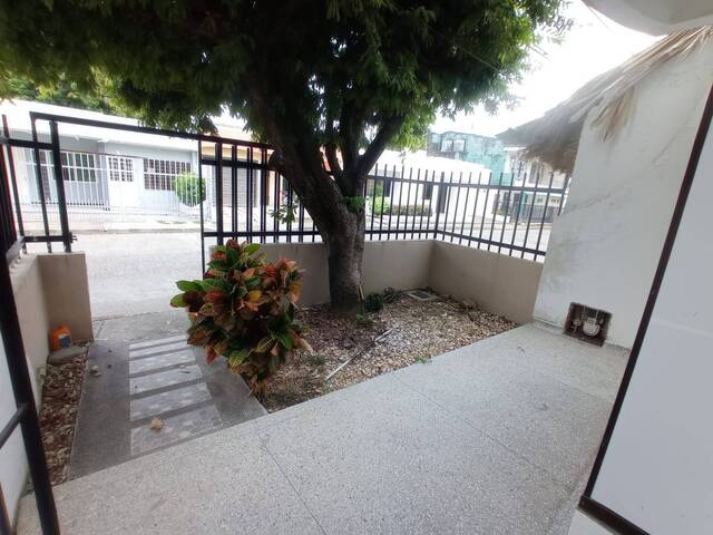 #1675 - Apartamento para Alquiler en Montería - COR - 2