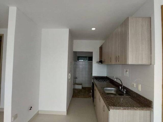 #1728 - Apartamento para Venta en Montería - COR - 3