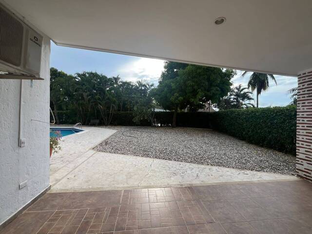 #1773 - Casa para Venta en Montería - COR - 3