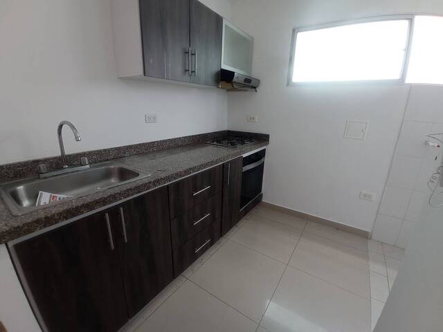 #1884 - Apartamento para Alquiler en Montería - COR - 2