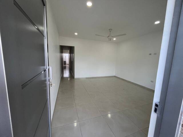 #1892 - Apartamento para Alquiler en Montería - COR - 3